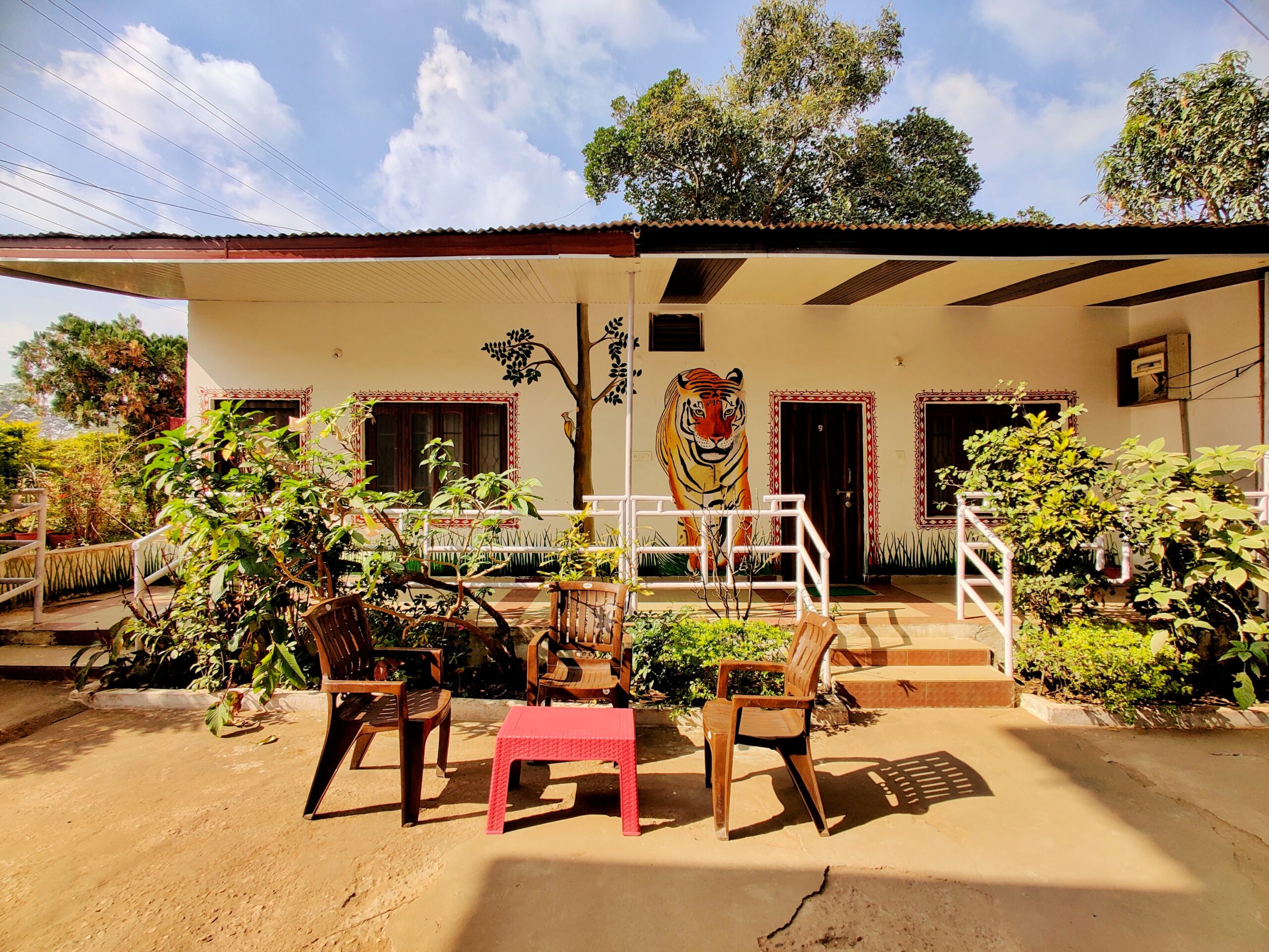 Chunmun Cottage Pachmarhi scaled